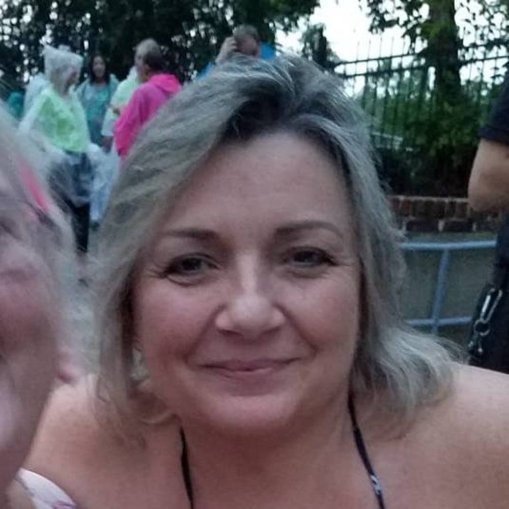 Meet your Posher, Deborah